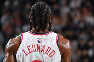 Windhorst:快船不打算给伦纳德提前续约合同