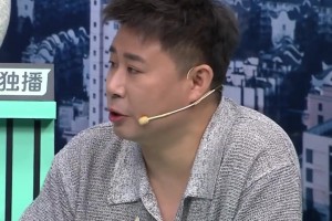 董方卓：恭喜我的前队友C罗破记录！他现在完全融入在集体里面了