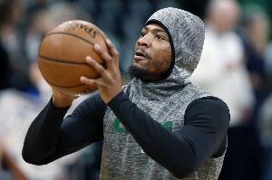 费尔顿：手套后后卫中仅斯玛特获DPOY，多人防守出色